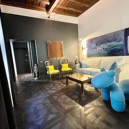 Designer Luxury Loft In The Heart Of Center *
